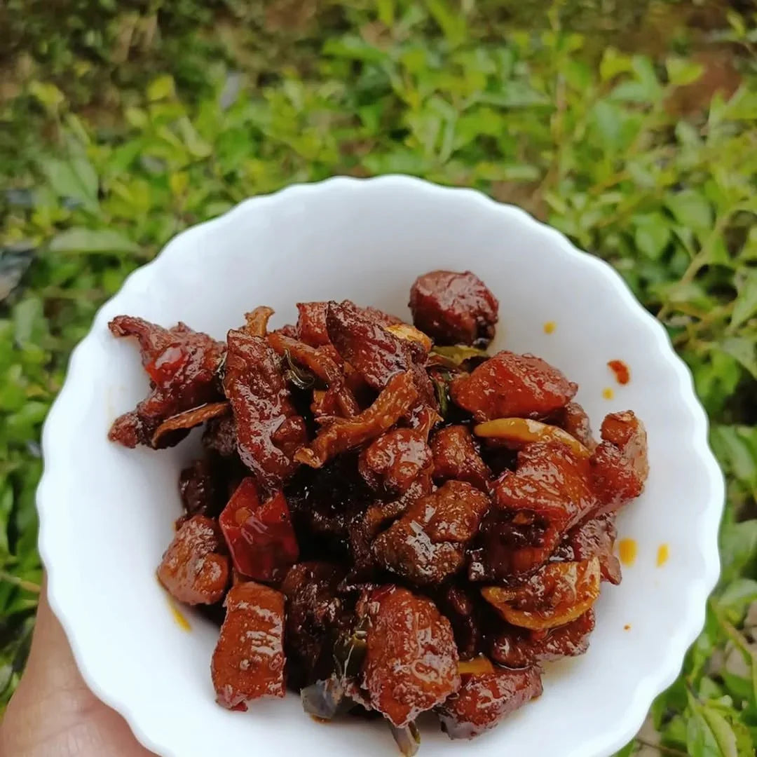 Chicken Pickle in Hyderabad — The Taste of Home You Can’t Forget - AAMCHILLI
